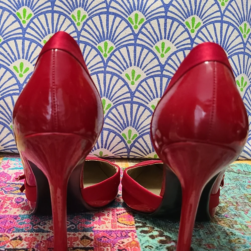 GUESS Red Women's Heels with Bow Detail - Picture 5 of 7